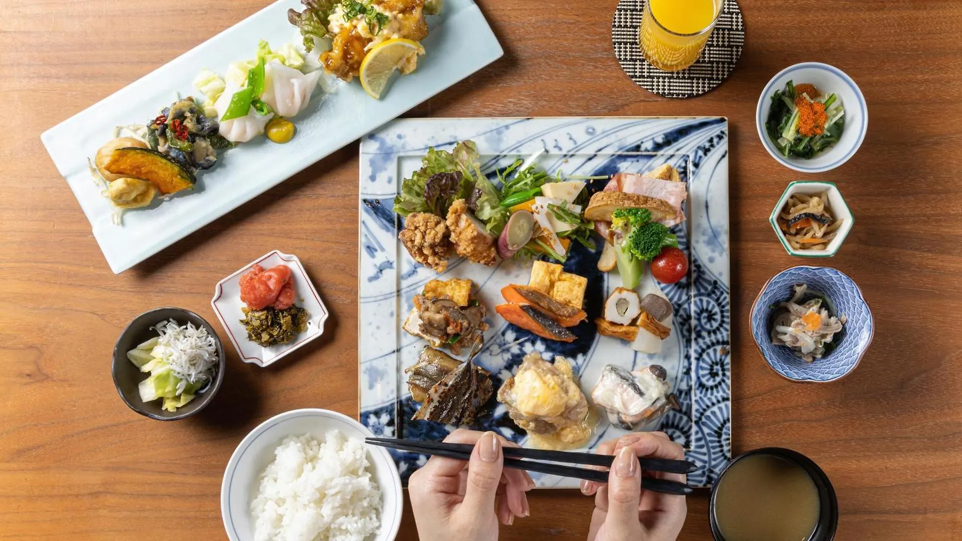 Mitsui Garden Hotel Osaka Premier 4*,  Japan