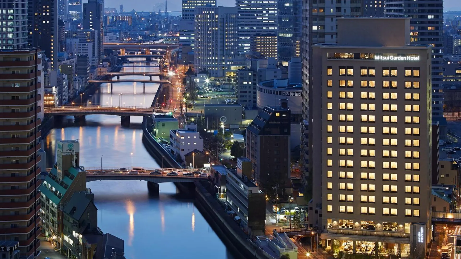 Mitsui Garden Hotel Osaka Premier 4*,  Giappone