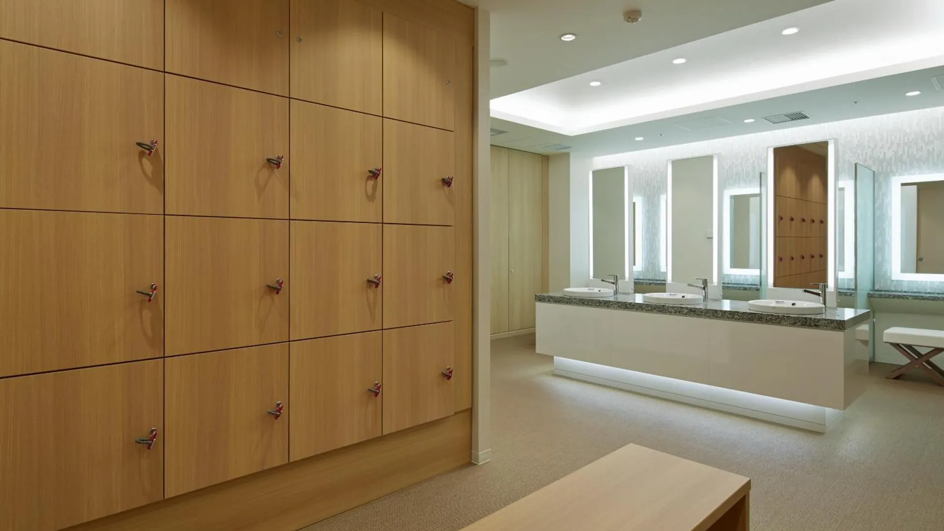 ****  Mitsui Garden Hotel Osaka Premier יפן